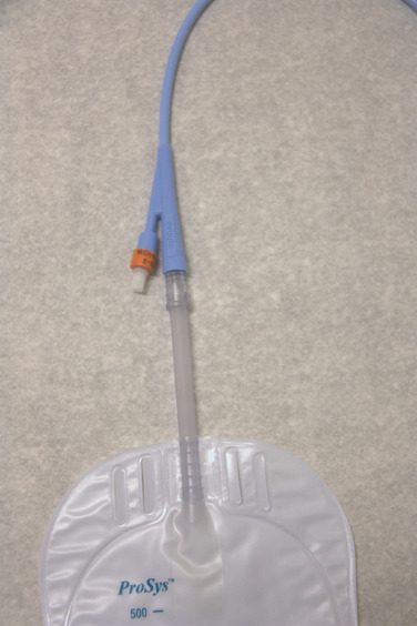 katheter_met_kraantje.jpg